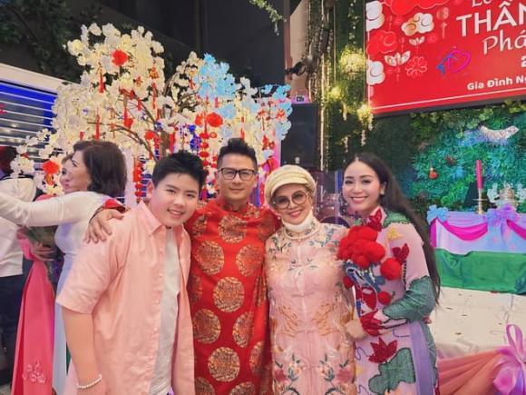 Tara Hà, chuyên viên tài chính - bảo hiểm