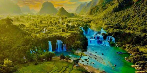 View - Khám phá dòng sông 'bao quanh núi' chảy qua Việt Nam, có thác nước hùng vĩ lớn thứ 4 thế giới 