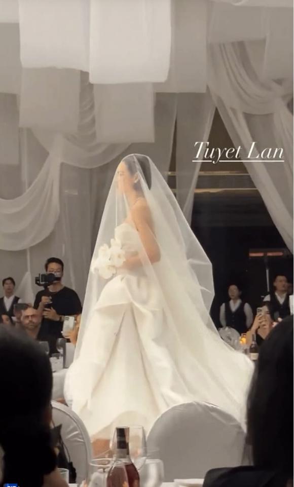 tuyết lan, sao việt, siêu mẫu tuyết lan