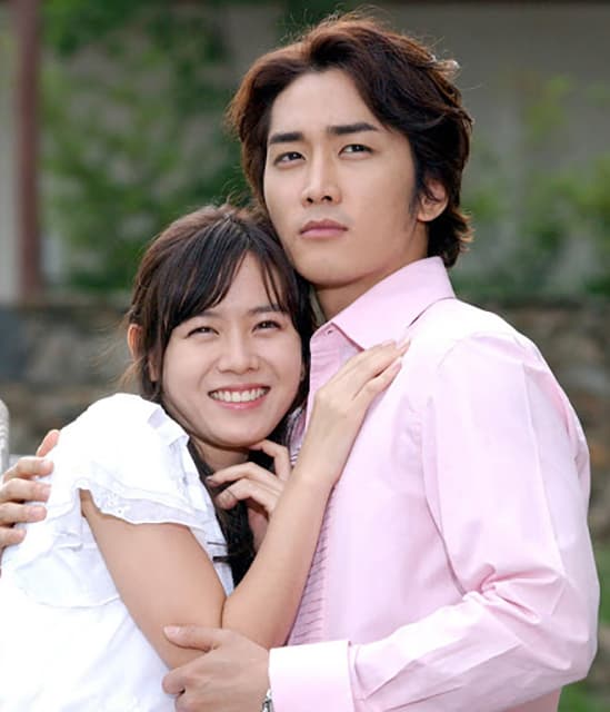 View - Son Ye Jin và mỹ nhân 'Mặt trăng ôm mặt trời': Kẻ là người tình màn ảnh, người lại là hình mẫu lý tưởng của Song Seung Hun 
