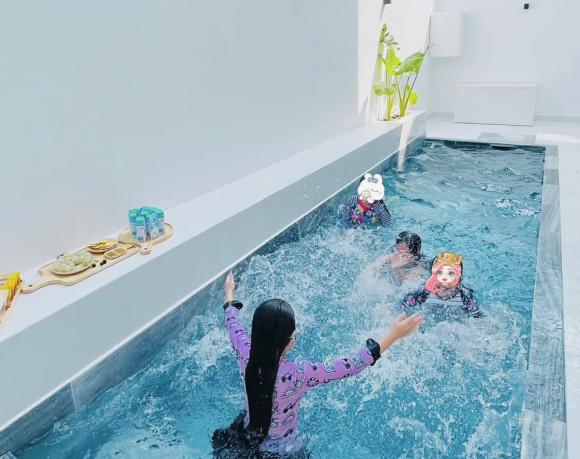 ca sĩ Thủy Tiên, sao Việt