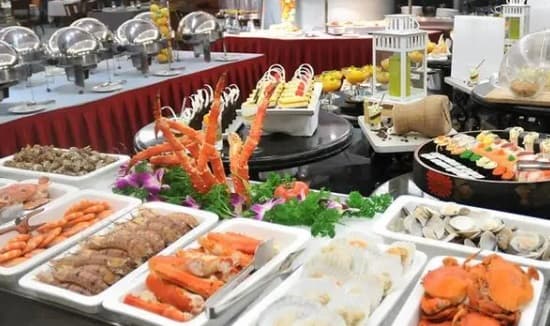 View - Bạn có cần ăn nhiều hải sản hơn để bù lại tiền khi đi ăn buffet không? Chủ nhà hàng: Ai nghĩ như vậy sẽ mất tiền