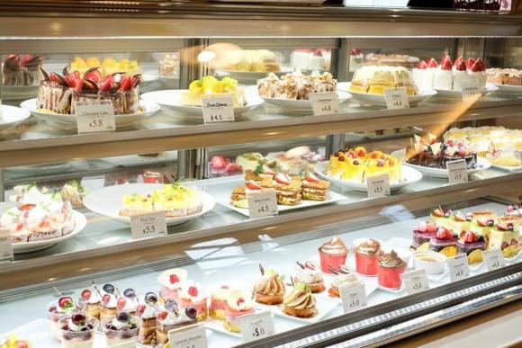 Tại sao các tiệm bánh thà vứt bánh bán thừa đi còn hơn giảm giá?, thông tin xã hội, thông tin về việc xử lý bánh thừa