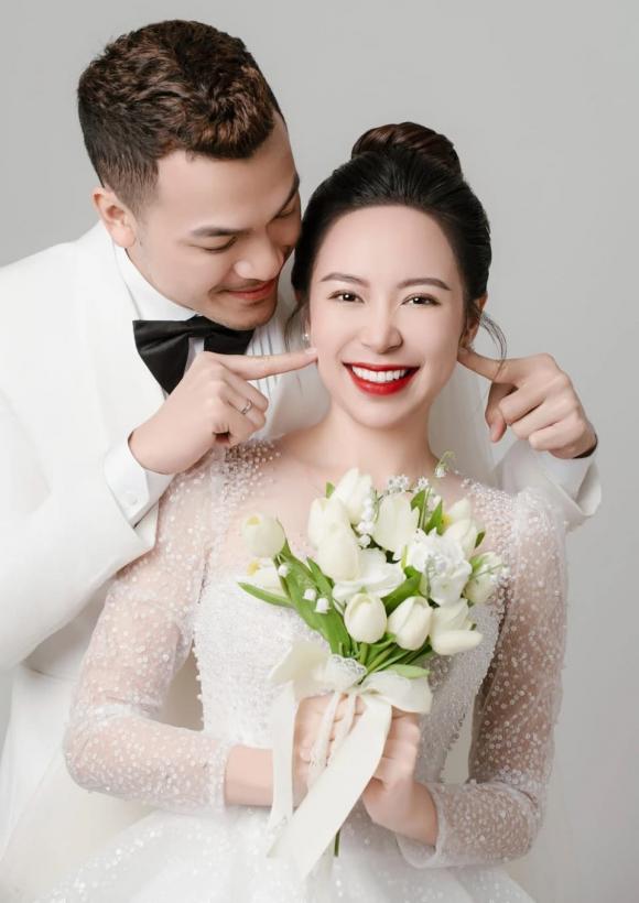 View - 'Người tình NS Công Lý' - Kim Oanh lần đầu hé lộ danh tính chồng, hóa ra là một siêu mẫu kiêm diễn viên nổi tiếng