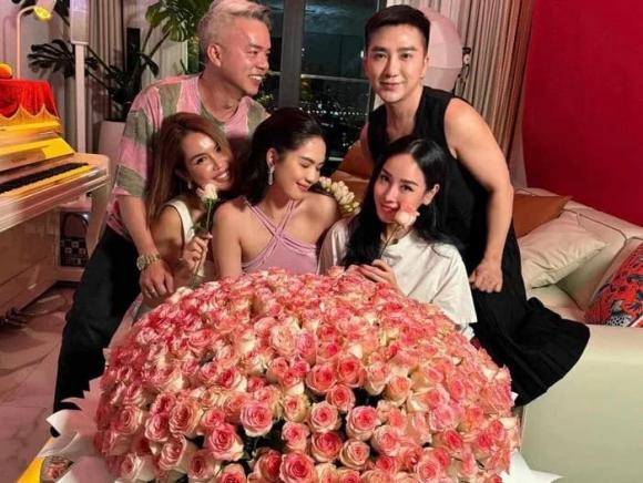 Nữ hoàng nội y ngọc trinh,nữ hoàng nội y Ngọc Trinh gợi cảm,sao Việt