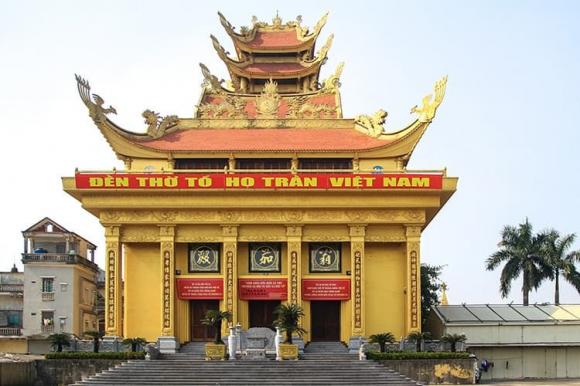 View - Choáng ngợp ngôi làng có hơn 100 tỉ phú ở Thái Bình, ông chủ tòa tháp từng cao nhất Việt Nam cũng ở đây