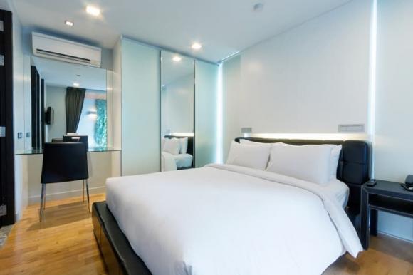 khách sạn, tại sao khăn trải giường của khách sạn đều có màu trắng, lưu ý khi ở khách sạn