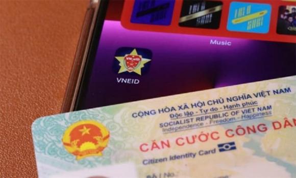 Căn cước điện tử, thẻ căn cước, Luật hành chính