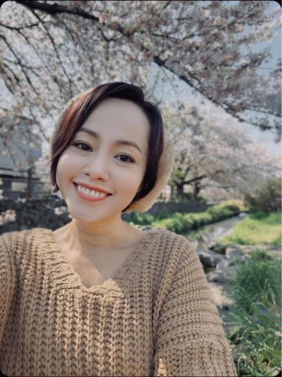 Hữu Châu, Kim Huyền, chuyện sao việt 