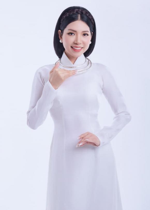 Phương Yến Linh, sao việt