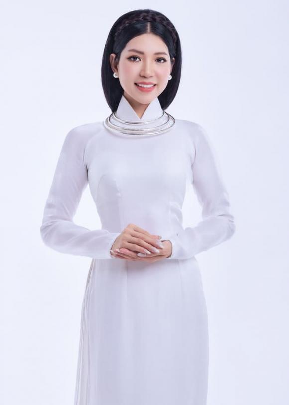 Phương Yến Linh, sao việt