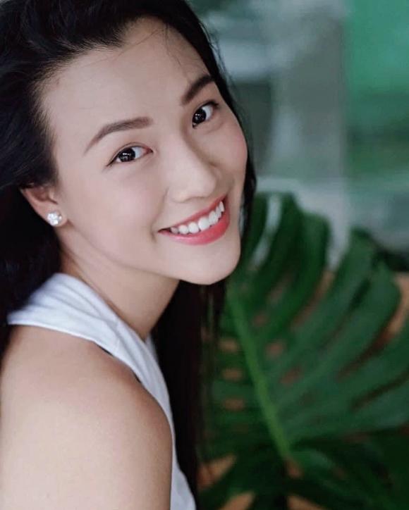 á hậu Hoàng Oanh, người mẫu Hoàng Oanh, sao Việt