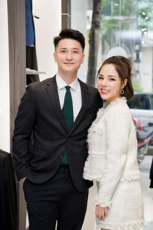 Huỳnh Anh, Huỳnh Anh đăng ký kết hôn, đám cưới Huỳnh Anh, sao việt 