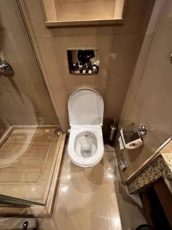 Vòi xịt toilet, vòi xịt thông minh, công dụng của vòi xịt thông minh