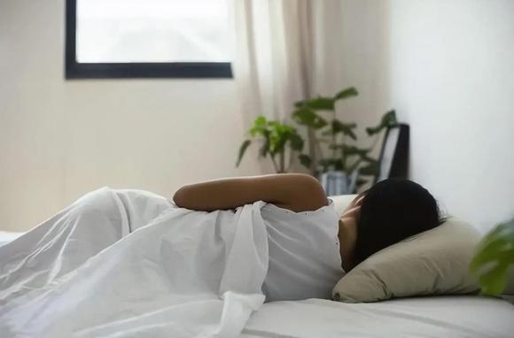 tóc, mái tóc, tuổi thọ dựa vào tóc, mái tóc tiết lộ tuổi thọ