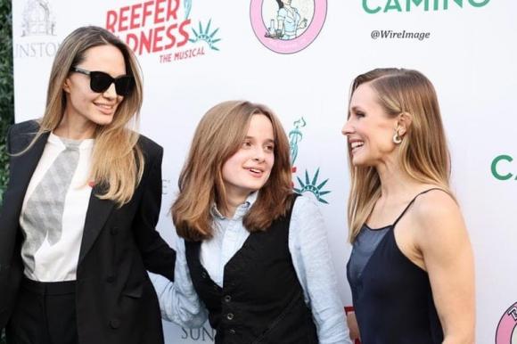 shiloh jolie pitt, vivienne, angelina jolie, brad pitt, sao hollywood 