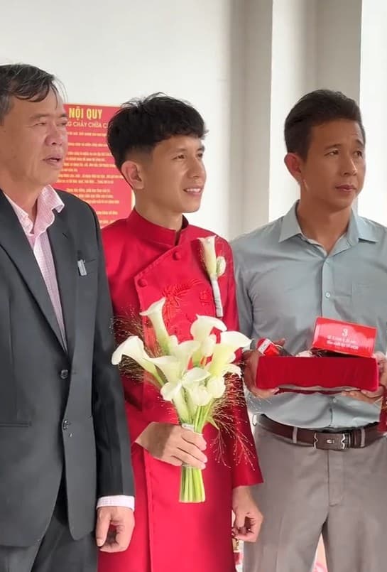 hồng duy, sao việt, nguyễn phong hồng duy, tiền vệ hồng duy 