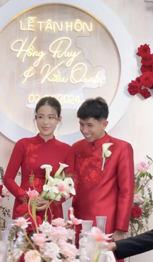 hồng duy, sao việt, nguyễn phong hồng duy, tiền vệ hồng duy 
