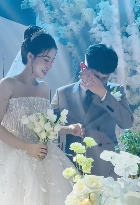 Hồng Duy, tiệc cưới Hồng Duy, giới trẻ 