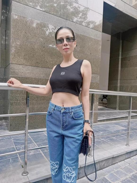 ca sĩ Lệ Quyên, sao Việt