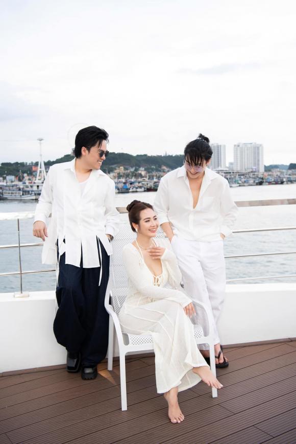 Việt Anh, Quỳnh Nga, Huyền Lizzie, sao việt 