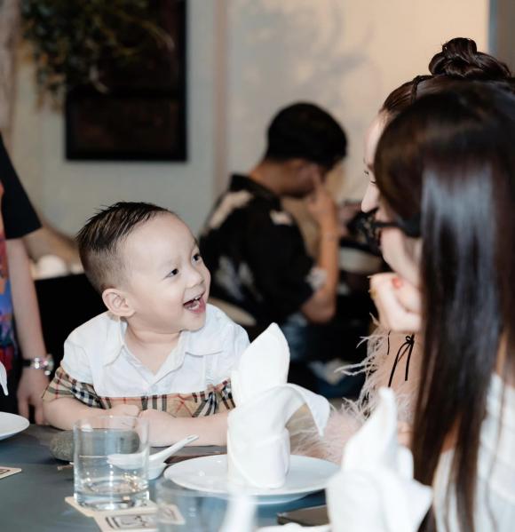 ca sĩ Bảo Thy, sao Việt