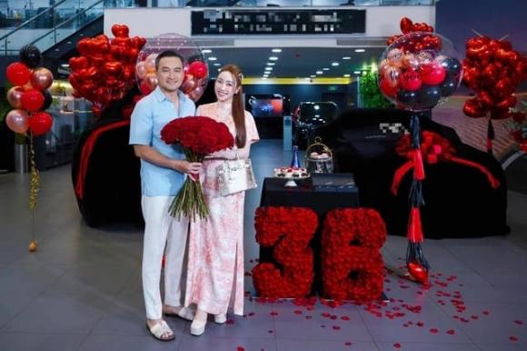 diễn viên Chi Bảo, người mẫu Lý Thùy Chang, sao Việt