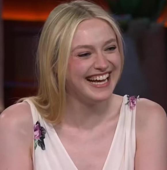 Tom Cruise, con gái Dakota Fanning, sao Hollywood
