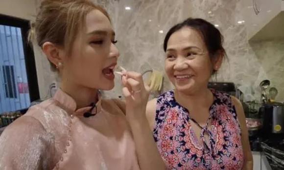 Xoài Non, Xoài Non ly hôn, bạn thân Xoài Non, giới trẻ 