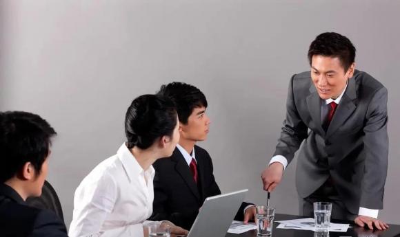 nhảy việc, tìm việc mới, công sở, môi trường công sở, thay đổi công việc, năng lực làm việc