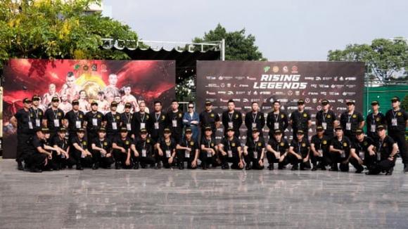 Hoa hậu Bùi Thị Hà, sao việt