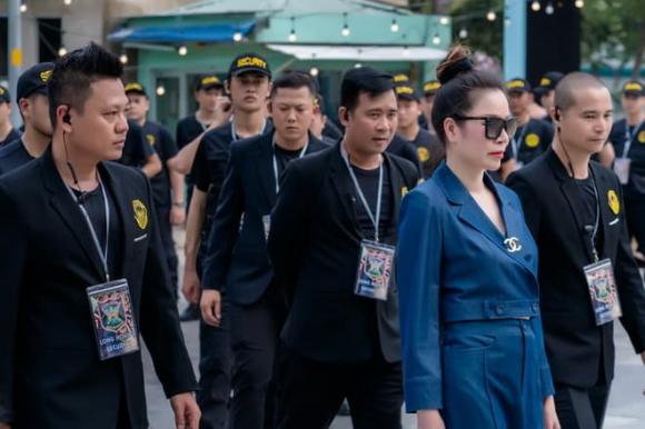 Hoa hậu Bùi Thị Hà, sao việt