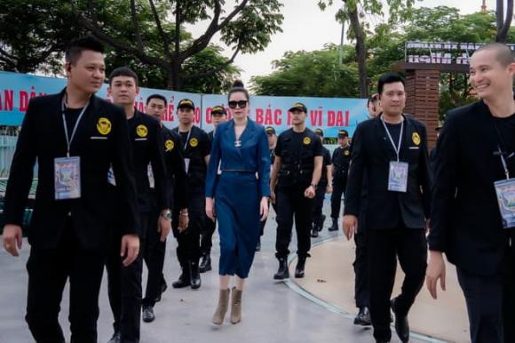 Hoa hậu Bùi Thị Hà, sao việt