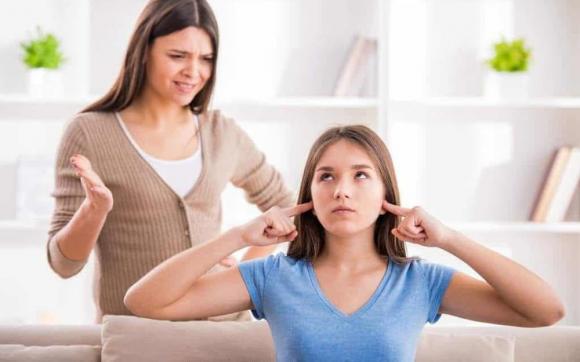 dậy thì, nổi loạn tuổi dậy thị, giúp con vượt qua tuổi dậy thì, tuổi dậy thì