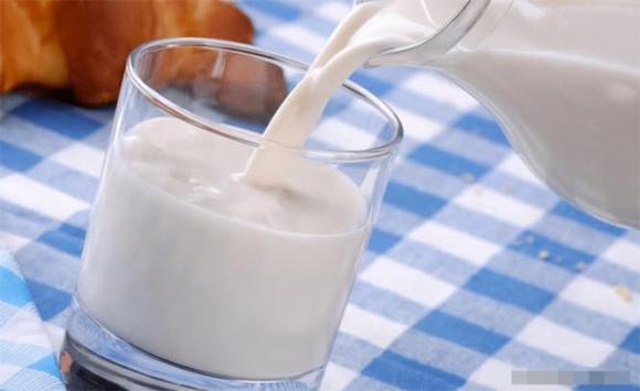 uống sữa, uống sữa thời điểm nào tốt nhất