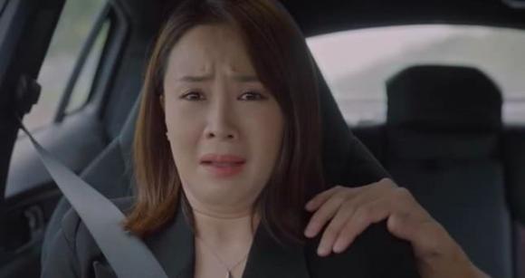 Hồng Diễm, Huyền Lizzie, sao Việt