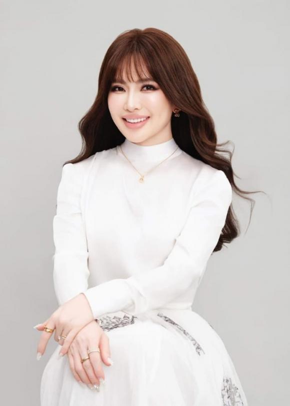 Tiffany Nguyễn, Hoa hậu người Việt