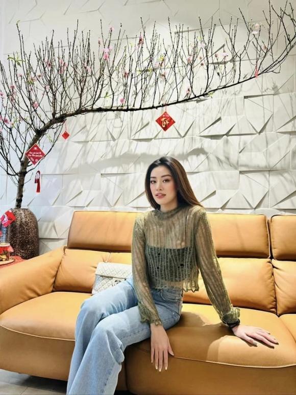 hoa hậu Khánh Vân, sao Việt
