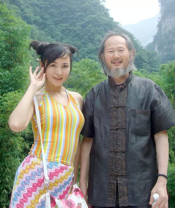 Họa sĩ Li Zhuangping, họa sĩ vẽ tranh khỏa thân