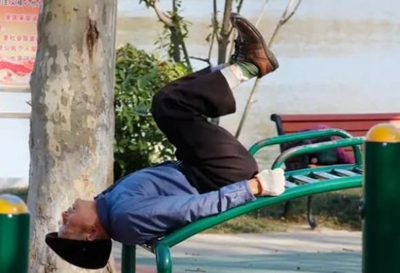máu đi đâu sau khi người già qua đời, qua đời, Máu đi đâu sau khi một người chết?