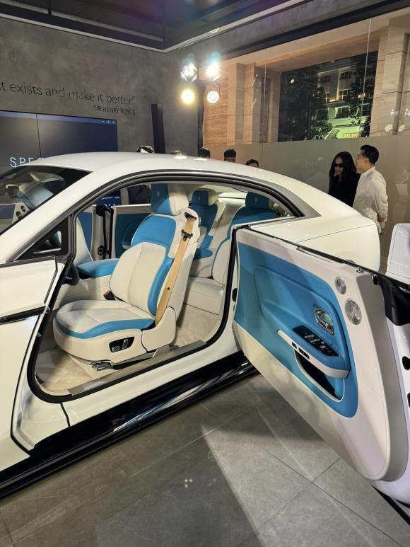 Rolls-Royce Spectre, siêu xe thuần điện, Minh Nhựa