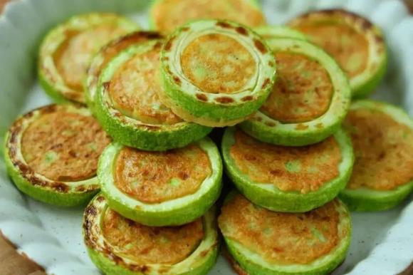 món ăn, bí xanh, món ăn từ bí xanh, bí xanh nhồi trứng