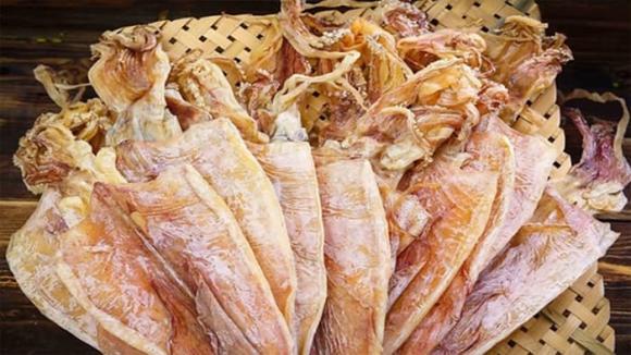 Mực nướng, nướng mực bằng than hoa, chọn mực khô ngon