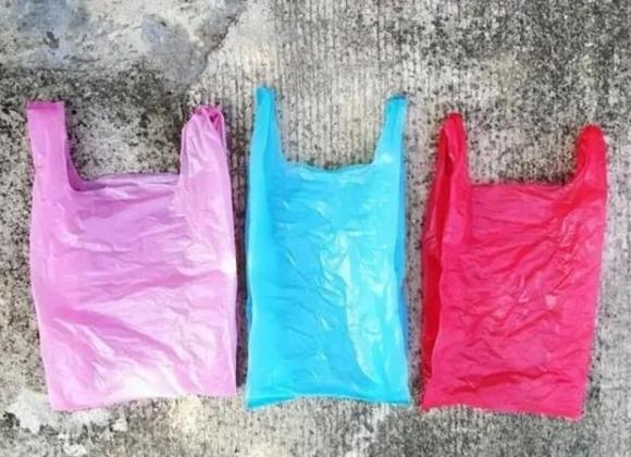 tránh để đồ trong túi nilon vào tủ lạnh, túi nilon, bảo quản thực phẩm trong tủ lạnh
