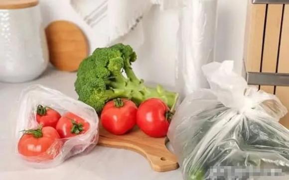tránh để đồ trong túi nilon vào tủ lạnh, túi nilon, bảo quản thực phẩm trong tủ lạnh