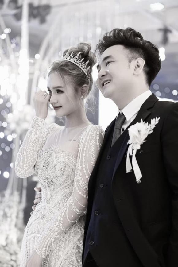 xoài non, xemesis, sao việt 