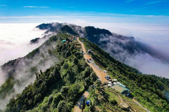 Thiên đường mây của việt nam, tà xùa