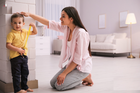 chăm con, chăm sóc trẻ nhỏ, lưu ý khi chăm sóc trẻ