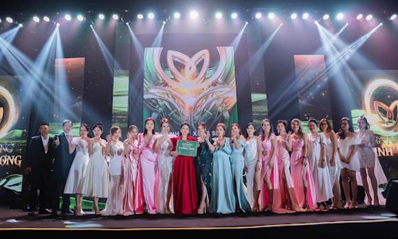 siêu mẫu Anh Thư, diễn viên Anh Thư, sao Việt