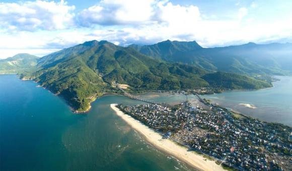 Vịnh lăng cô, vịnh biển đẹp nhất thế giới